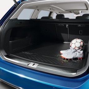 Tapis de coffre rigide pour Passat SW